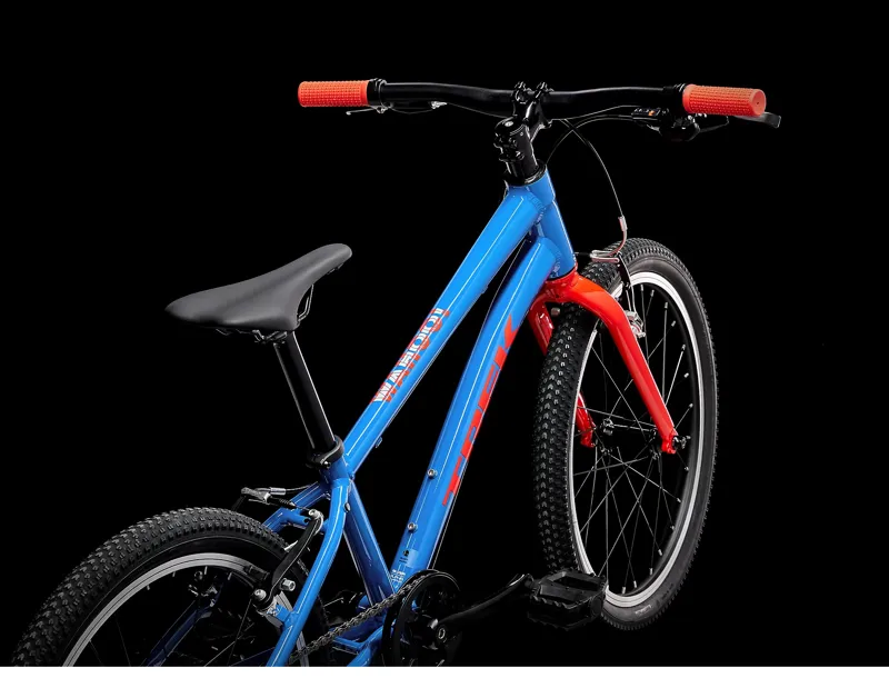 Trek Wahoo 20 Kids Hybrid Bike in Royal Blue-5